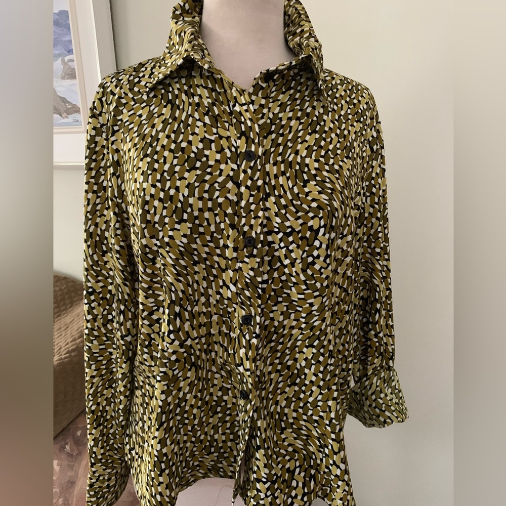 Limited Edition by London Fog vintage blouse Size Large petit  (LP)